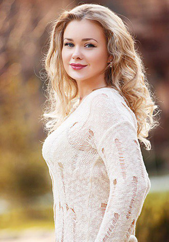 Hundreds of gorgeous pictures: beautiful single, Ukraine dating partner Nataliya from Okhtyrka
